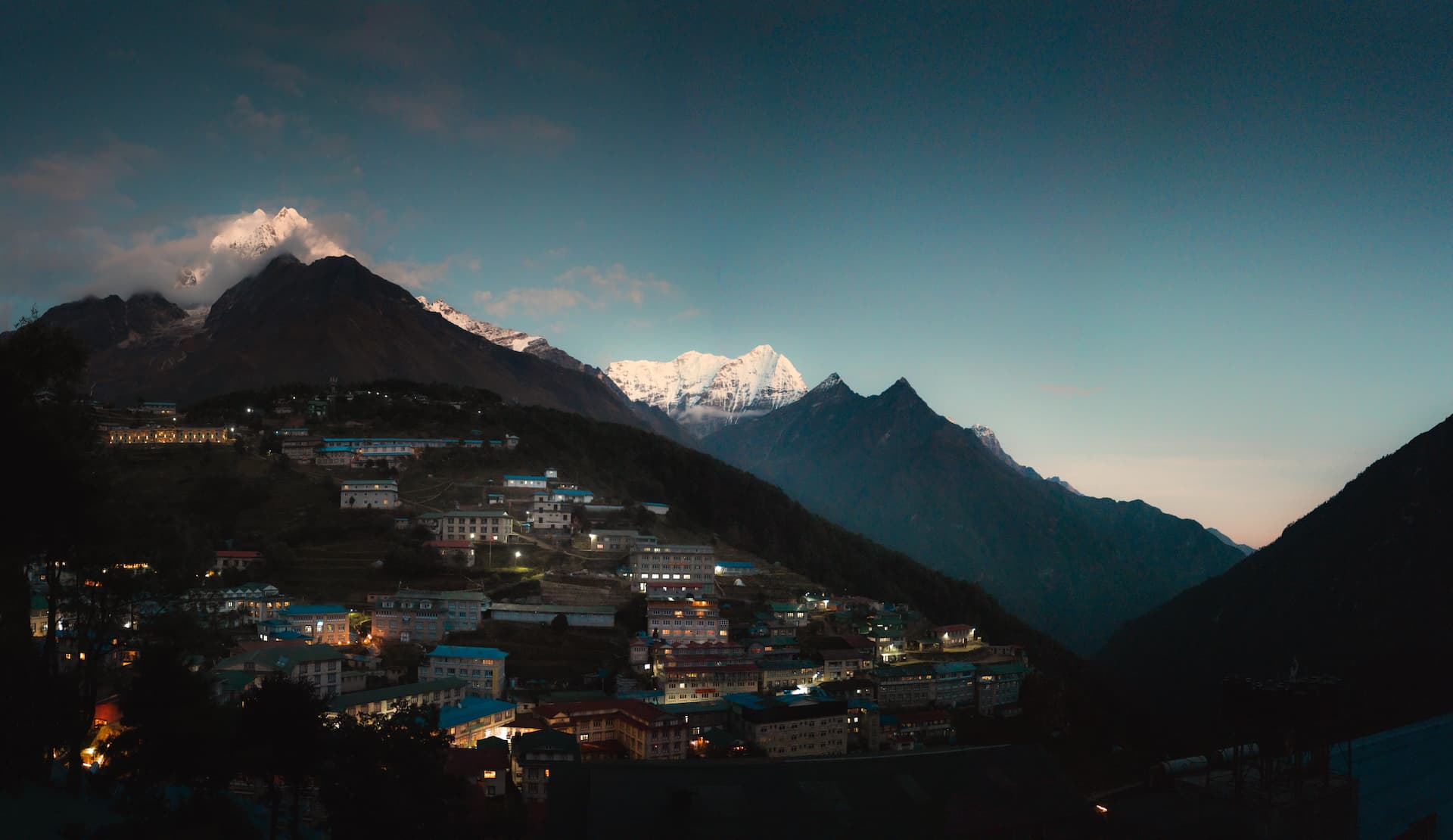 Namche Night
Pano