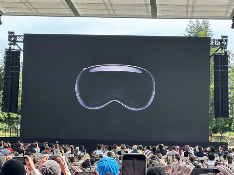 Apple Vision Pro Announce Event Keynote
